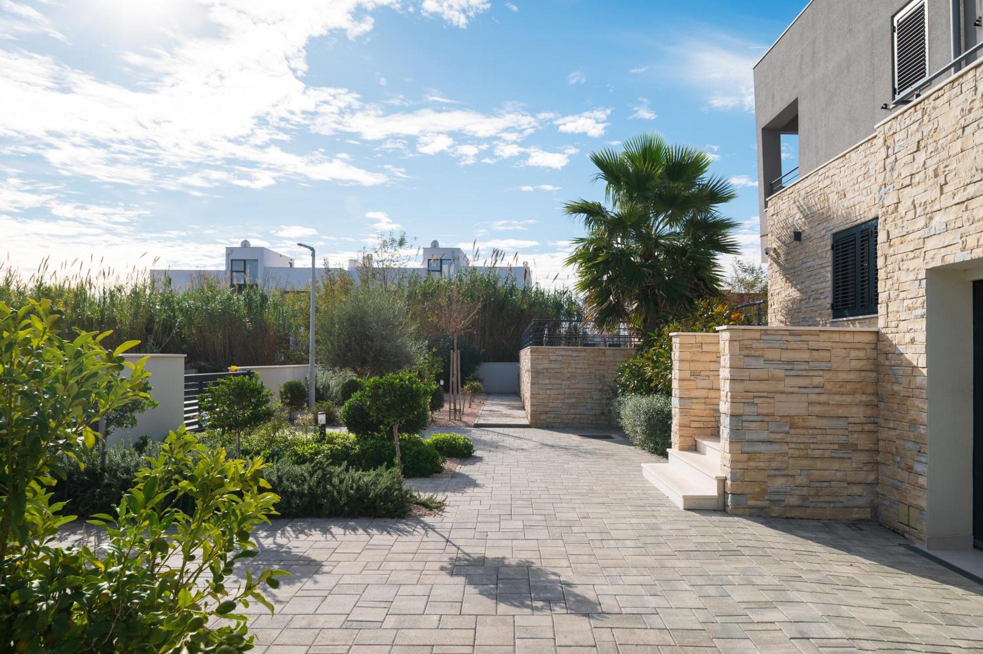 Villa Roca With Heated Pool And Sauna Privlaka  Bagian luar foto