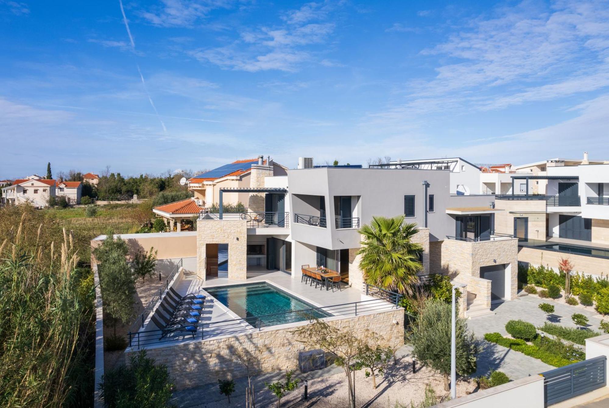 Villa Roca With Heated Pool And Sauna Privlaka  Bagian luar foto