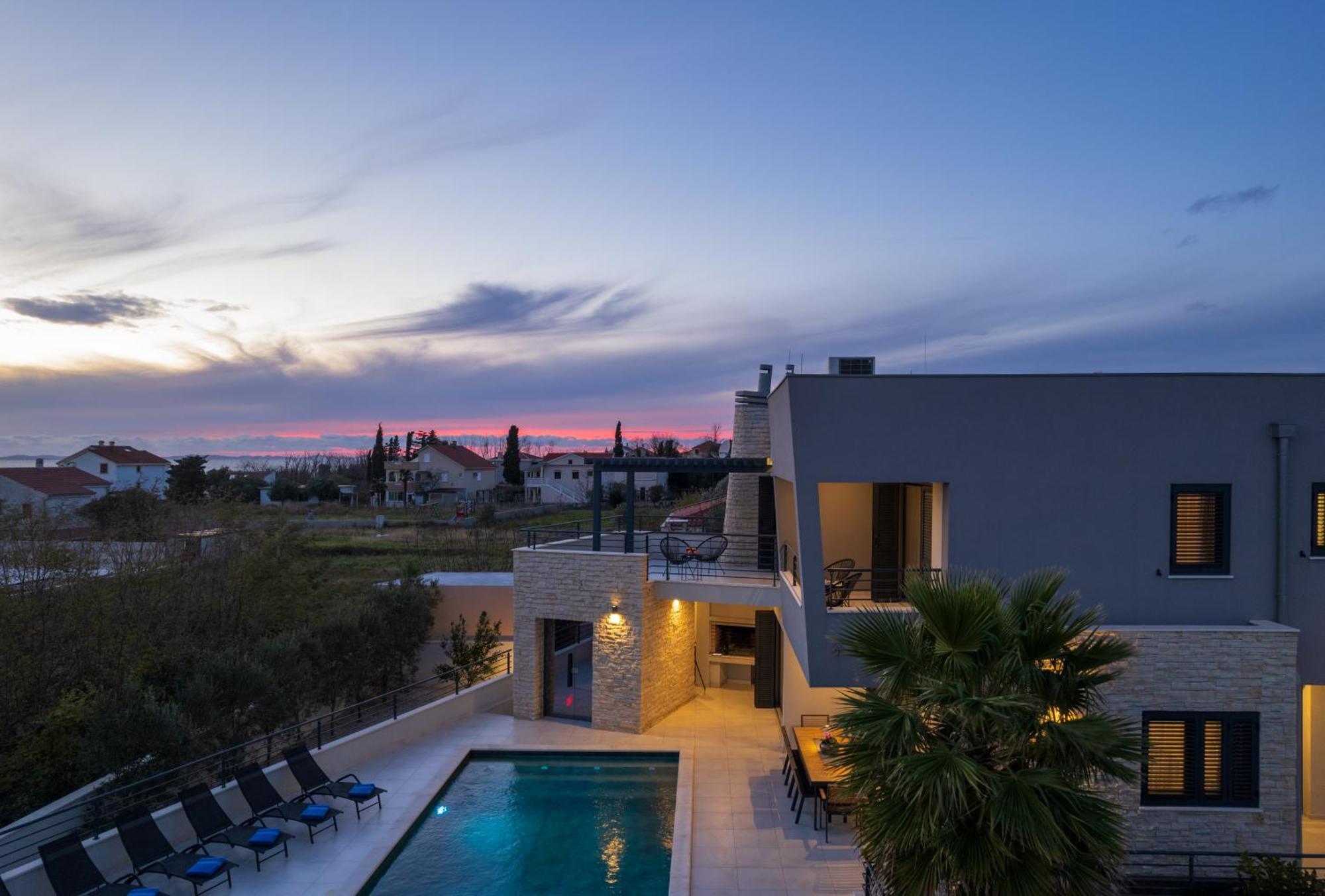 Villa Roca With Heated Pool And Sauna Privlaka  Bagian luar foto