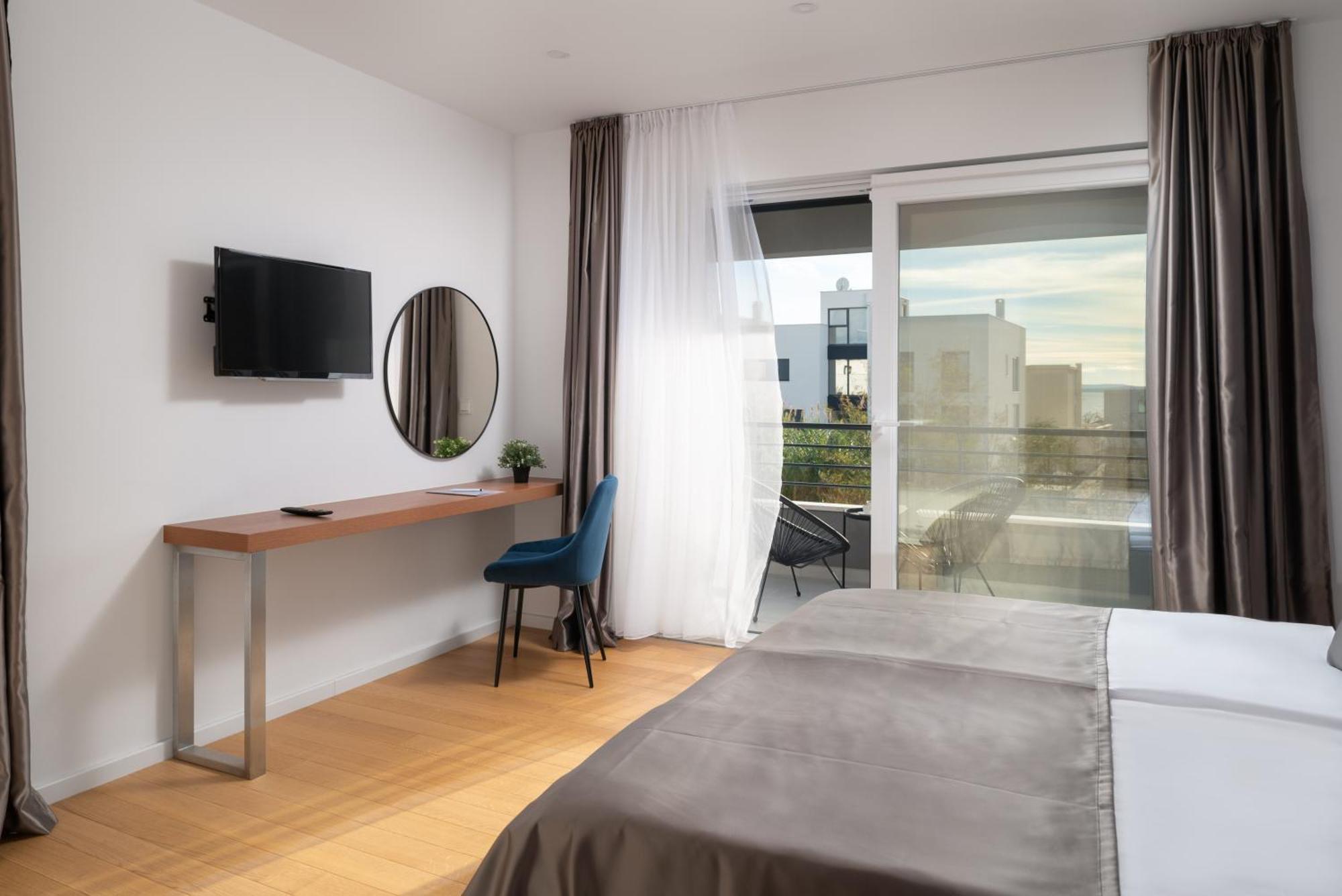 Villa Roca With Heated Pool And Sauna Privlaka  Bagian luar foto